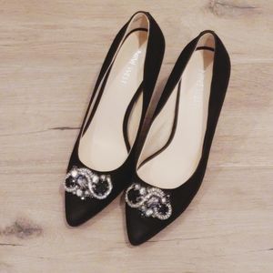 NWOT Gorgeous Nine West Black Pumps/Heels